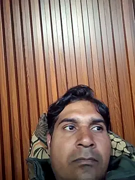 Snapshot of johnny8731 chatting on February 2, 12:48 pm johnny8731 online show from February 2, 12:48 pm