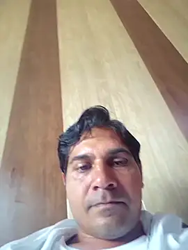 johnny8731 online show from May 10, 6:18 am