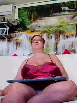 QueenPammy1 online show from January 24, 6:46 am