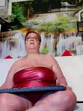 QueenPammy1 online show from January 26, 5:56 am