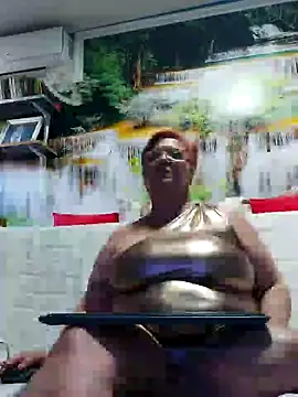 QueenPammy1 online show from February 9, 9:47 am