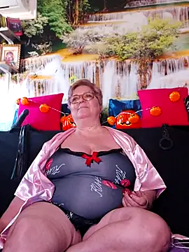 QueenPammy1 online show from October 30, 11:55 am