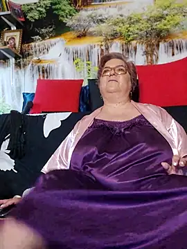 QueenPammy1 online show from March 23, 6:50 am