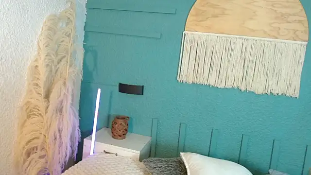 Snapshot of Parker_Lee chatting on October 25, 12:51 am Parker Lee online show from October 25, 12:51 am