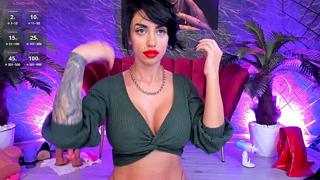 IzabelaTessa online show from May 12, 7:11 pm