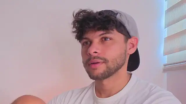 haku kanjy online show from December 17, 8:04 pm