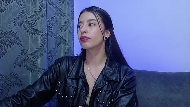 Misscarolsph online show from May 9, 9:09 pm