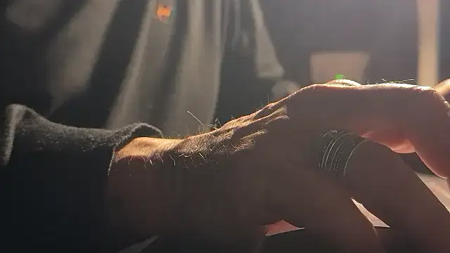 Snapshot of Max_965 chatting on December 14, 5:51 pm Max 965 online show from December 14, 5:51 pm