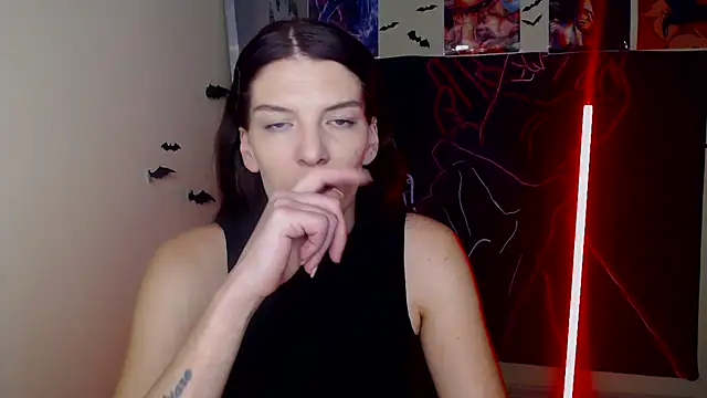 VanessaRey  online show from November 28, 5:15 pm