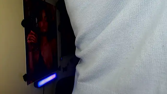 VanessaRey  online show from January 14, 5:18 pm