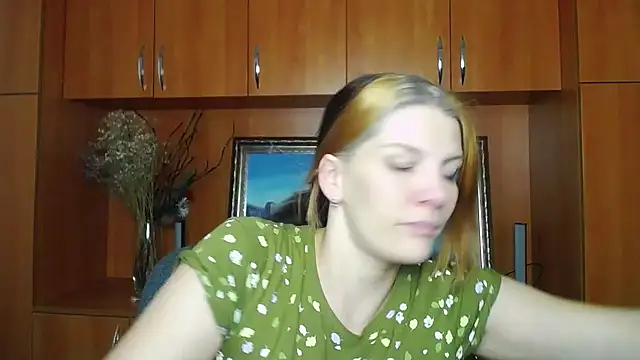 VanessaRey  online show from February 18, 5:47 am