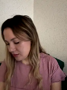 mollygirll online show from November 19, 9:53 am