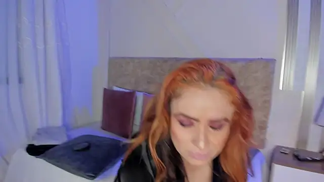 angelinarouse  online show from September 27, 4:39 am