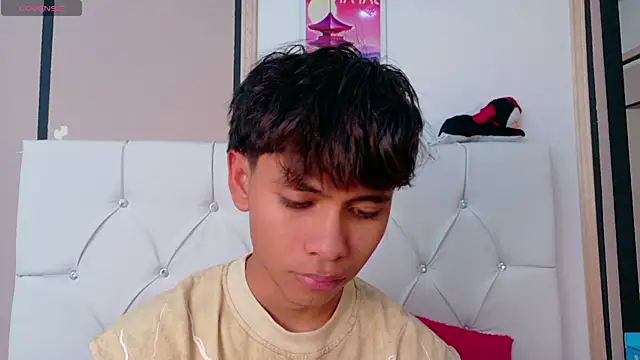 Ethan Westt online show from April 27, 8:51 pm