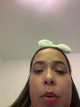 Deepika padukoneNisha online show from October 24, 3:52 pm