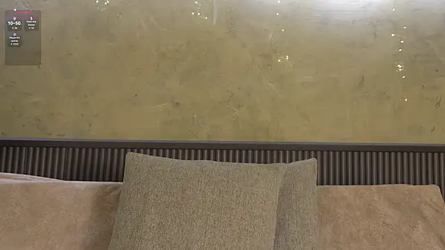 Snapshot of mia_lacy_ chatting on February 27, 4:23 am mia lacy online show from February 27, 4:23 am