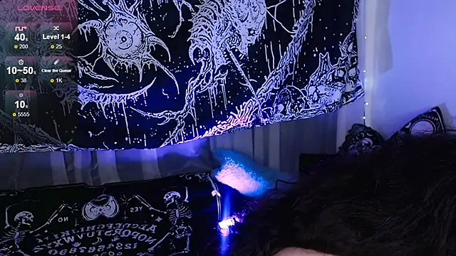 mikaskullcs online show from March 21, 10:50 am