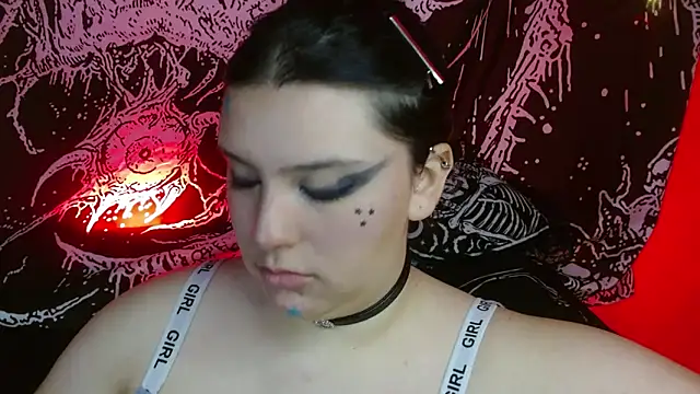 mikaskullcs online show from October 20, 12:11 am