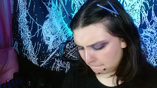 mikaskullcs online show from October 21, 9:26 pm