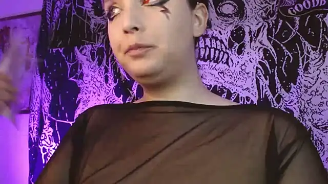 mikaskullcs online show from December 21, 9:55 pm