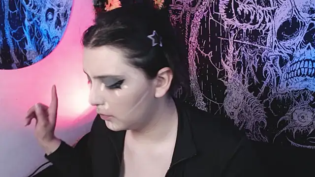 mikaskullcs online show from March 15, 9:32 pm