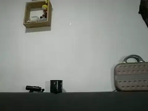 Amadamilf1980 online show from May 13, 4:04 pm