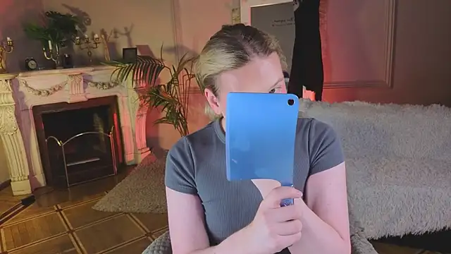 Snapshot of Jes_Solar chatting on October 26, 9:42 pm Jes Solar online show from October 26, 9:42 pm