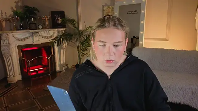 Jes Solar online show from November 29, 10:13 pm