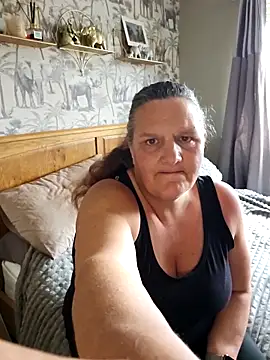 MissQueenBeex online show from September 26, 10:41 am