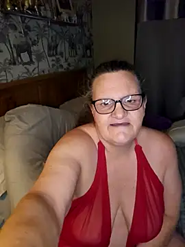 MissQueenBeex online show from February 19, 7:43 pm
