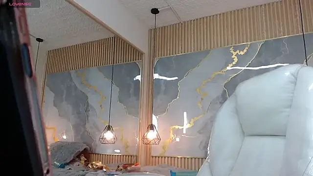 Snapshot of nei_girl chatting on February 26, 11:42 am nei girl online show from February 26, 11:42 am