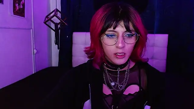 goth minerva online show from October 18, 1:23 pm