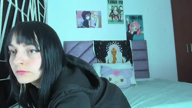 KARINNA  RAVEN online show from November 12, 1:39 am