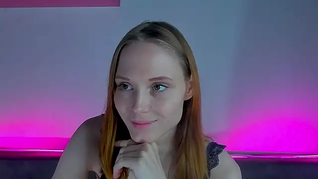 Gina lovelyy online show from October 31, 11:00 am