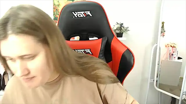 Lucky Lana online show from September 22, 2:35 am