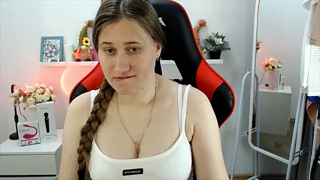 Lucky Lana online show from June 16, 2:36 am
