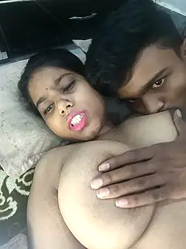 Snapshot of Mis_jay chatting on October 4, 4:43 am Mis jay online show from October 4, 4:43 am