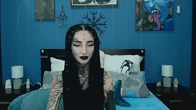 Snapshot of Velvetbat chatting on April 23, 6:58 am Velvetbat online show from April 23, 6:58 am