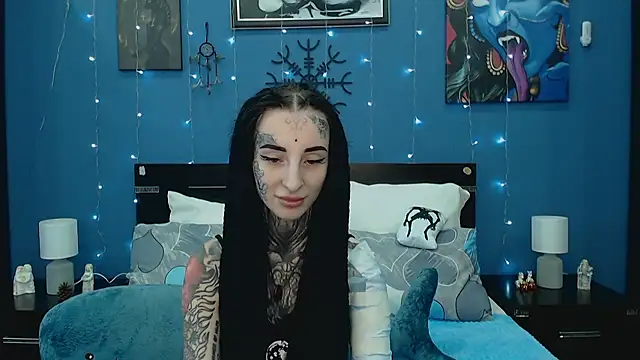 Snapshot of Velvetbat chatting on May 20, 6:52 am Velvetbat online show from May 20, 6:52 am