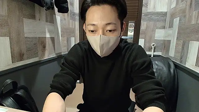 i am Hiro online show from February 20, 4:20 am