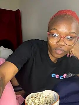 YummyMelanin117 online show from September 25, 6:22 pm