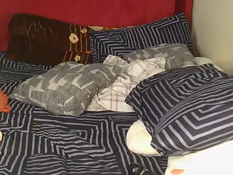 YummyMelanin117 online show from January 6, 7:17 pm