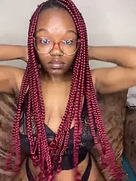 YummyMelanin117 online show from May 3, 5:19 pm