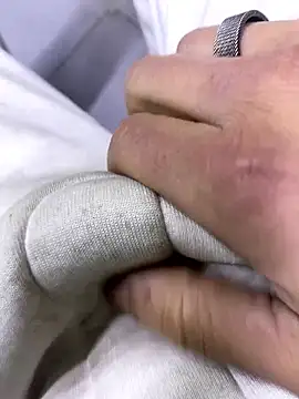 giyasbvnghkgkfk online show from January 15, 2:32 pm