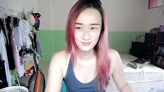 Snapshot of a-liliko chatting on September 23, 7:11 am a-liliko online show from September 23, 7:11 am