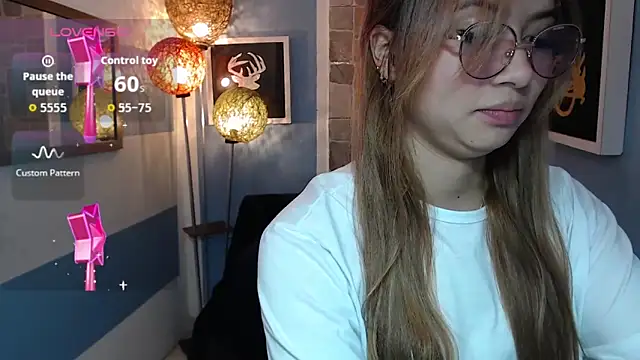 Fiorellaa delsd online show from October 28, 3:25 pm