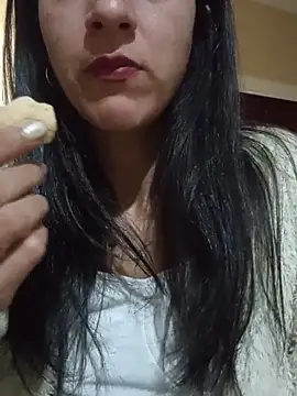 Camilitah online show from May 16, 1:43 pm