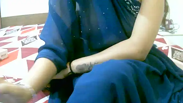 ragini m m s online show from November 1, 3:25 pm