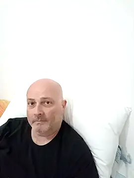 Snapshot of Alexis_Bull chatting on April 23, 1:13 pm Alexis Bull online show from April 23, 1:13 pm