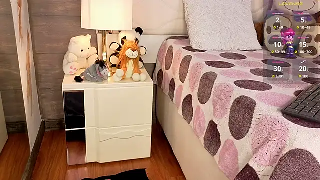 MilleyJones online show from September 25, 8:12 pm